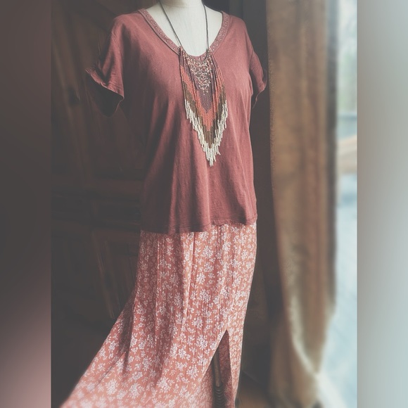 Tee V Neck Studded - Picture 10 of 16